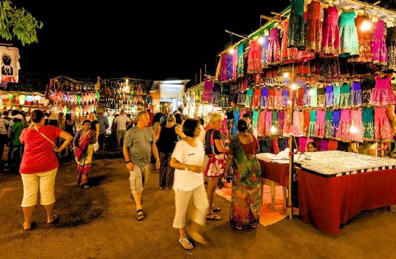 Shopping & Local Experiences